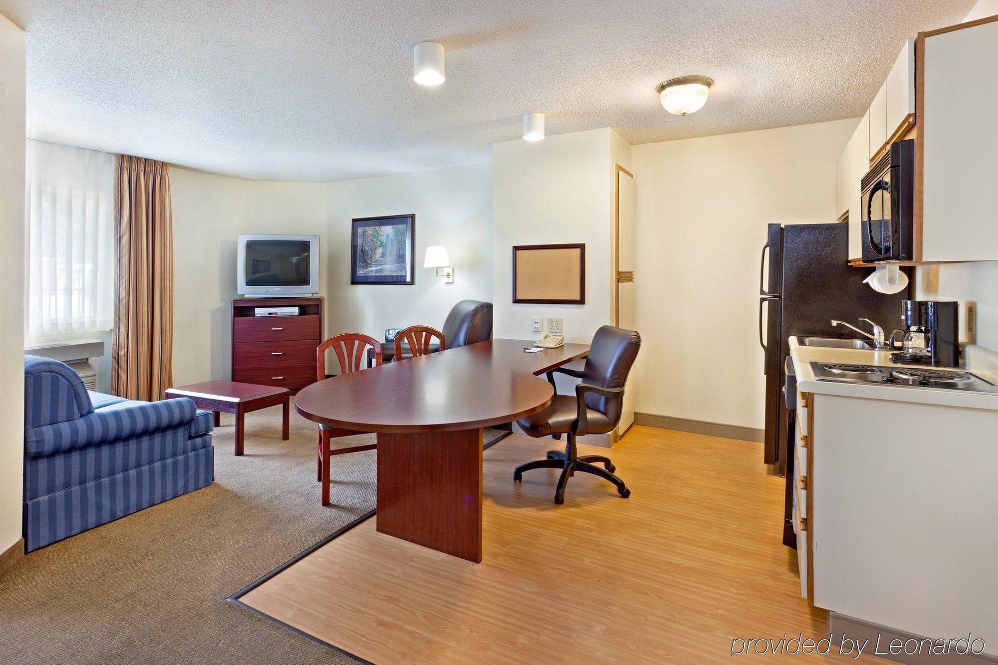 Sonesta Simply Suites Charlotte University Exteriör bild