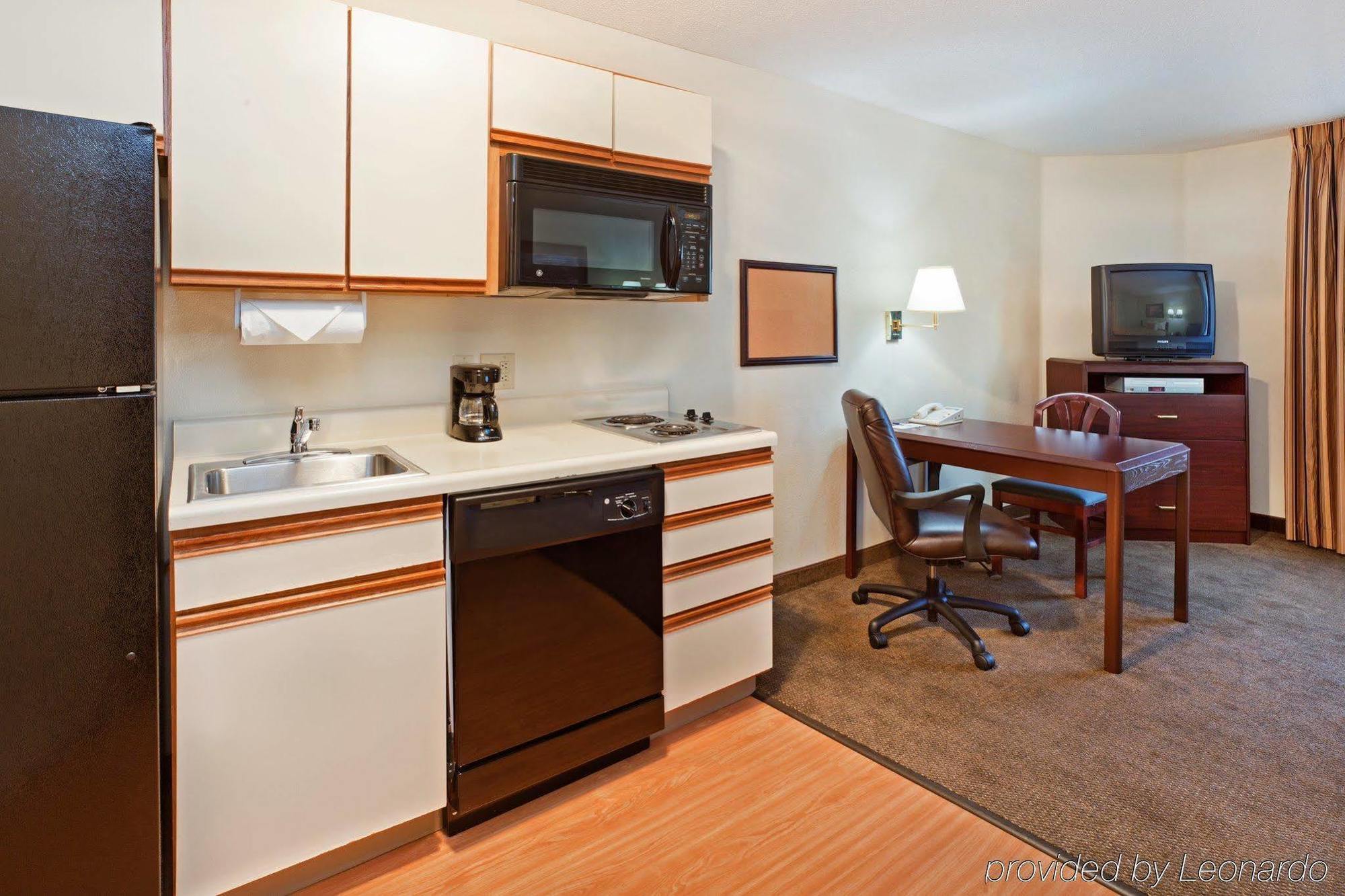 Sonesta Simply Suites Charlotte University Exteriör bild