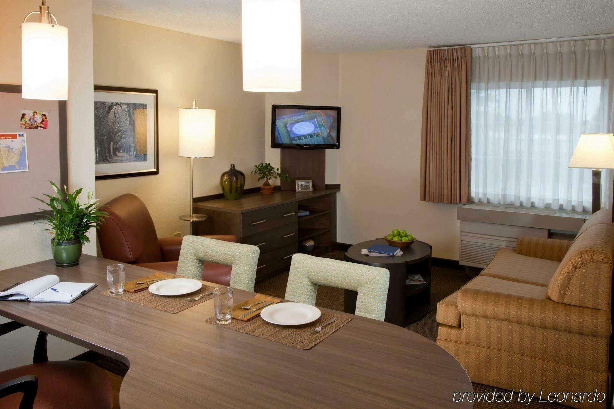 Sonesta Simply Suites Charlotte University Exteriör bild