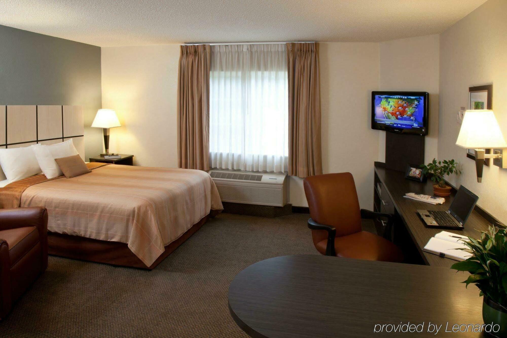 Sonesta Simply Suites Charlotte University Exteriör bild